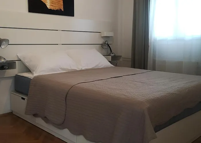 Apartmani Nadalina