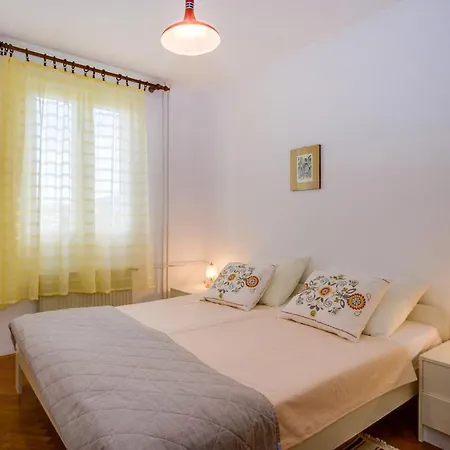 Apartmani Nadalina Lussingrande Esterno foto