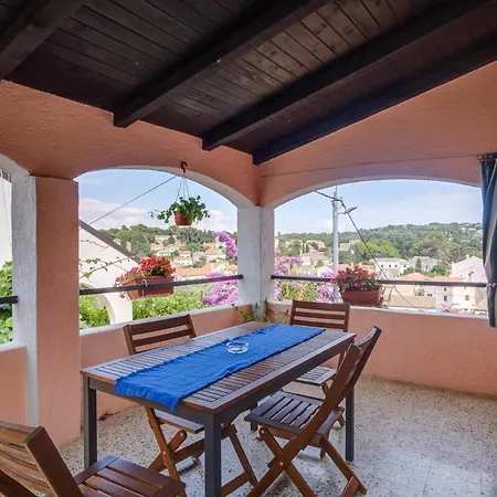 Apartmani Nadalina Lussingrande Esterno foto