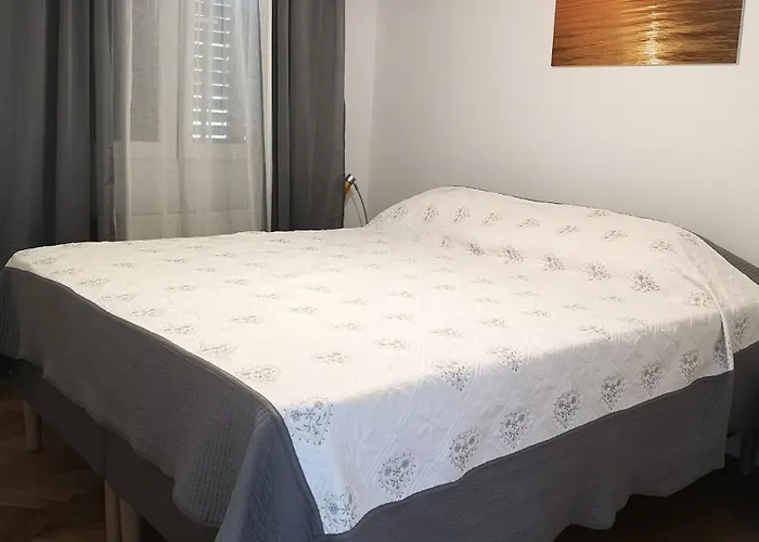 Apartmani Nadalina